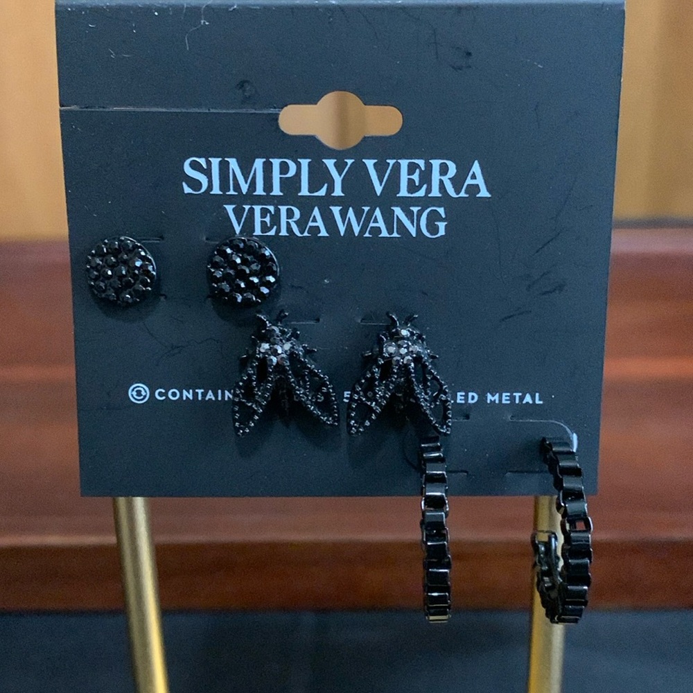 NWT Simply Vera Vera Wang 3 pair set of black earrings